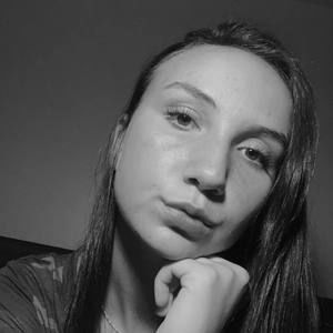 Meet your Posher, Karolane